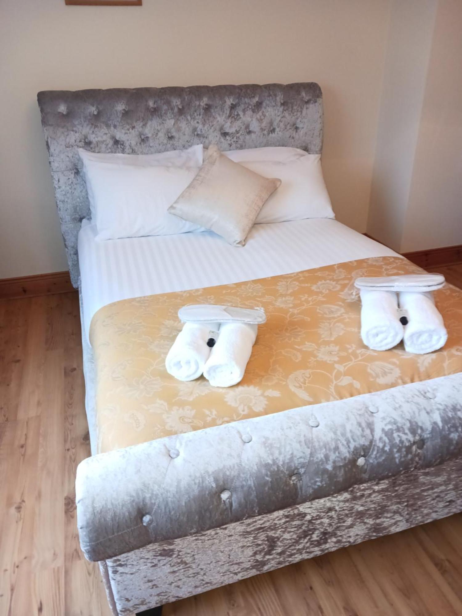 Tullynacrunat Lodge 캐슬블레이니 외부 사진